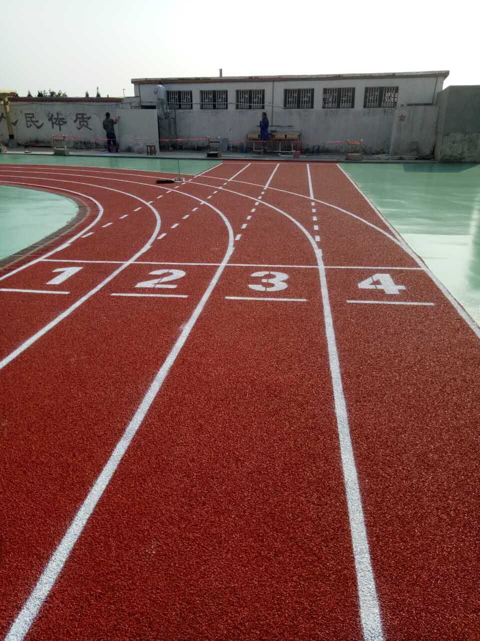 南昌市青山湖區(qū)羅家鎮(zhèn)楓下小學(xué)塑膠跑道、球場(chǎng)材料施工...